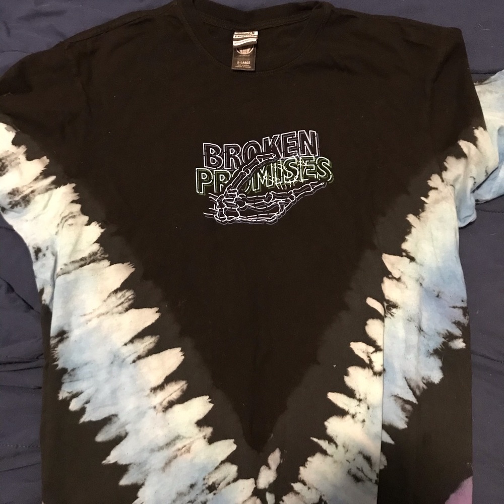 Broken promises black tie die Hardly worn